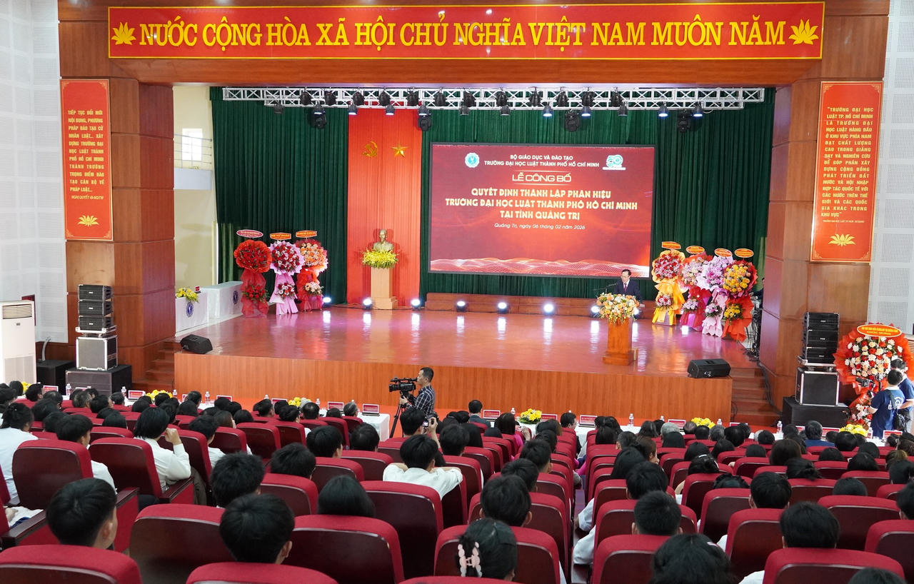 Bộ trưởng Nguyễn Hải Ninh dự lễ công bố thành lập Phân hiệu Trường Đại học Luật TP Hồ Chí Minh tại Quảng Trị