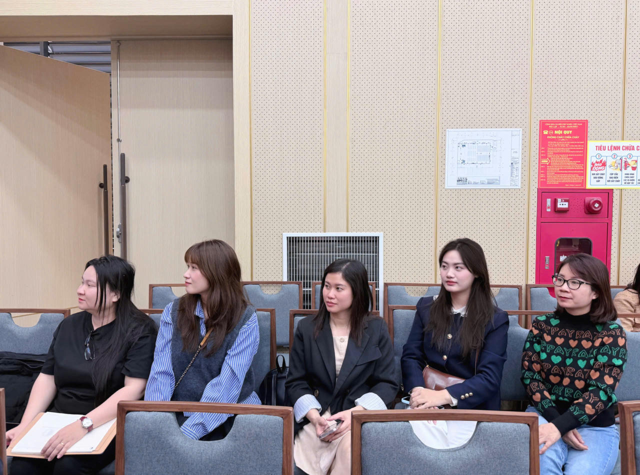 Đảng bộ Báo PLVN tham dự nghiêm túc Hội nghị toàn quốc nghiên cứu, học tập, quán triệt, triển khai thực hiện Nghị quyết Đại hội XIV của Đảng