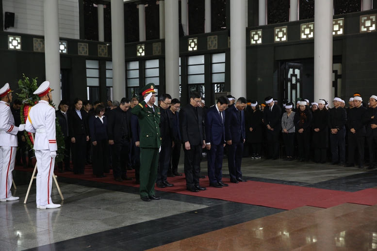 Lễ tang cấp Nh&agrave; nước nguy&ecirc;n Ph&oacute; Chủ tịch Hội đồng Bộ trưởng Đo&agrave;n Duy Th&agrave;nh- Ảnh 8.