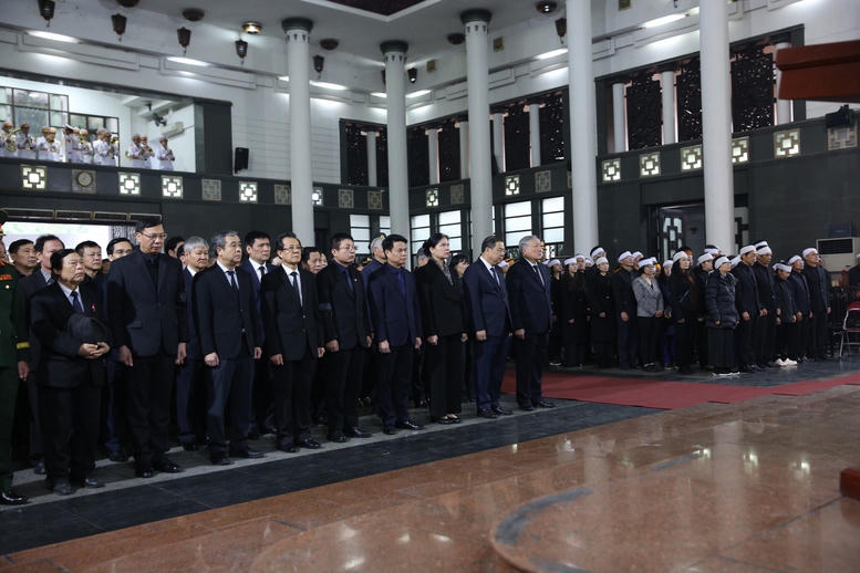 Lễ tang cấp Nh&agrave; nước nguy&ecirc;n Ph&oacute; Chủ tịch Hội đồng Bộ trưởng Đo&agrave;n Duy Th&agrave;nh- Ảnh 10.