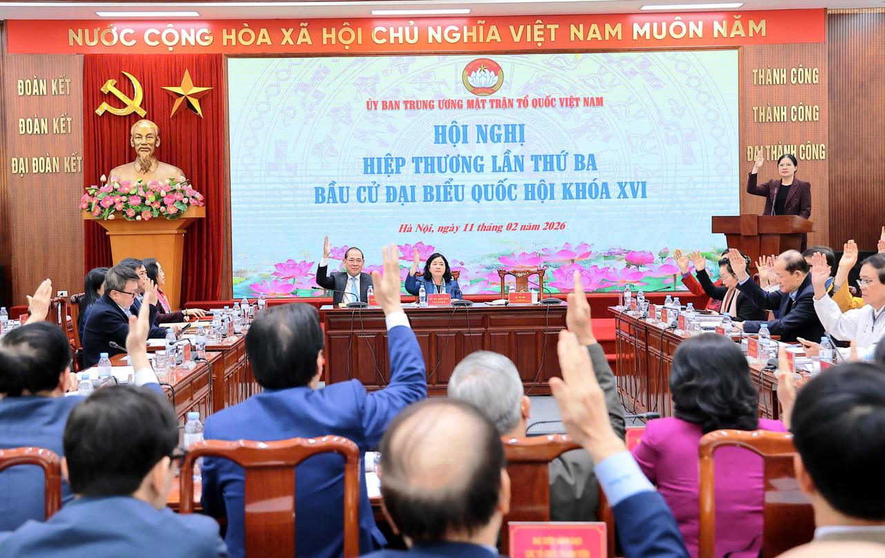 Đo&agrave;n Chủ tịch Ủy ban Trung ương MTTQ Việt Nam tổ chức Hội nghị hiệp thương lần thứ ba.