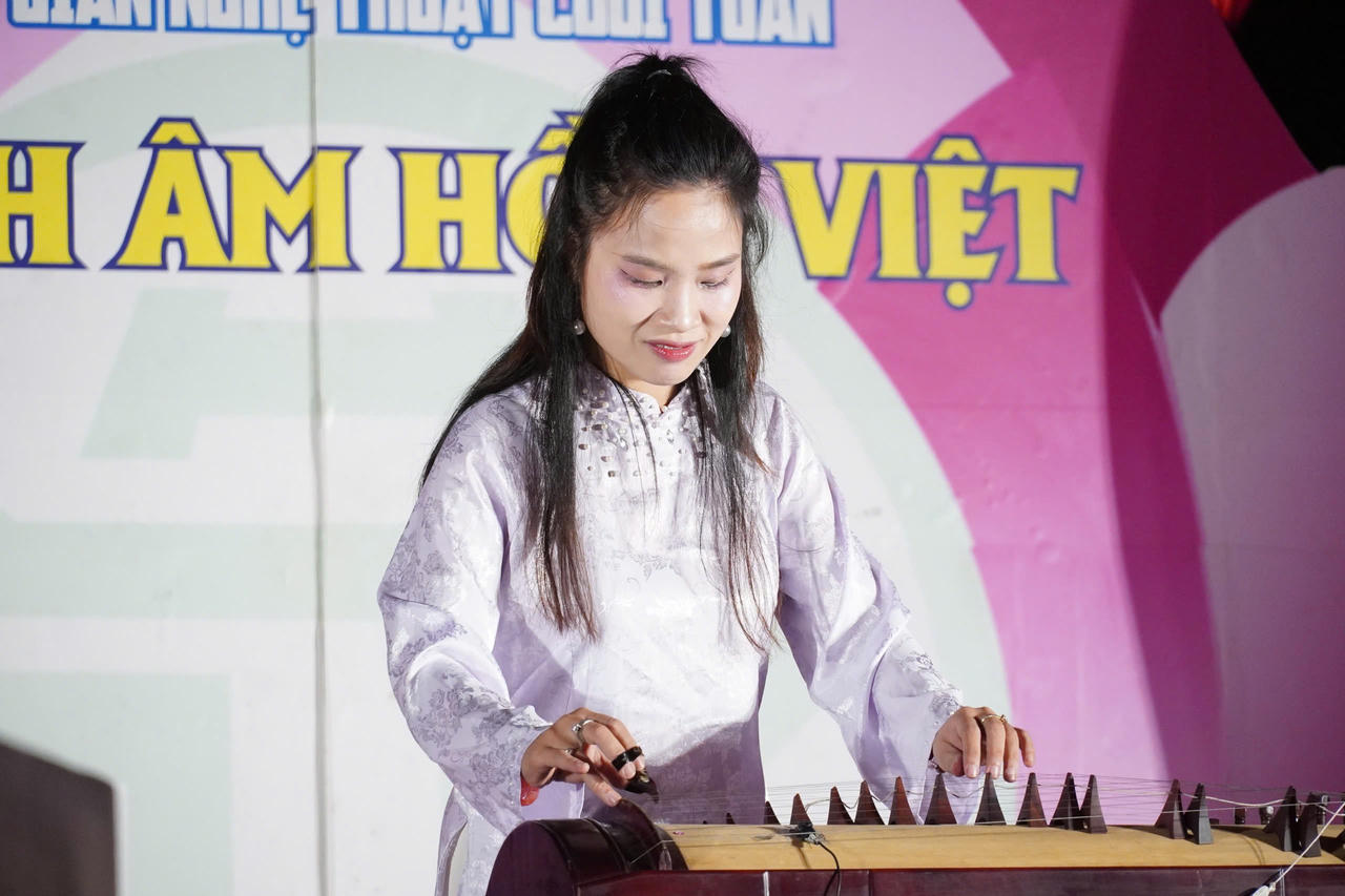 Sắc xu&acirc;n Thăng Long trong những c&acirc;u vọng cổ