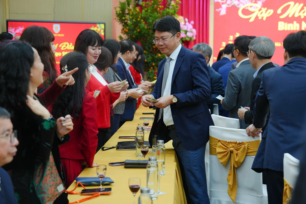 Bộ Tư ph&aacute;p gặp mặt đầu Xu&acirc;n B&iacute;nh Ngọ 2026