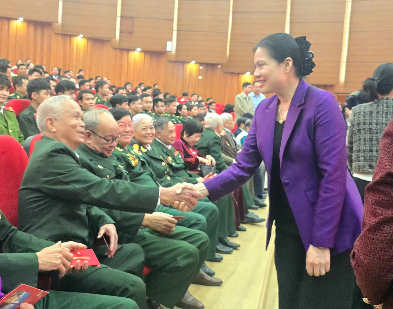 Chủ tịch nước Lương Cường thăm, ch&uacute;c mừng năm mới Đảng bộ v&agrave; nh&acirc;n d&acirc;n tỉnh L&agrave;o Cai