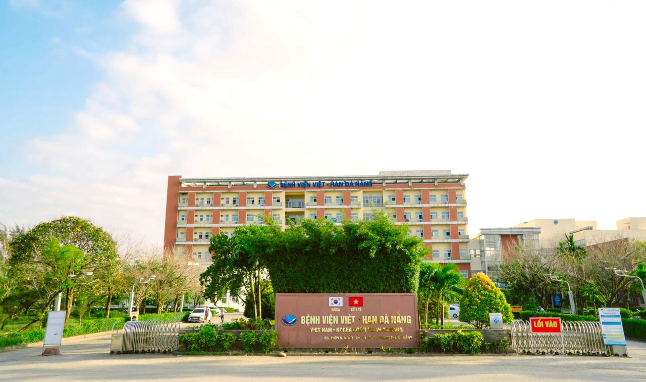 Bệnh viện Việt - H&agrave;n Đ&agrave; Nẵng c&oacute;&nbsp;quy m&ocirc; 760 giường nội tr&uacute;.