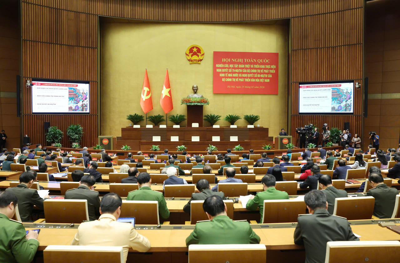 Quang cảnh Hội nghị tại đầu cầu Hội trường Di&ecirc;n Hồng.&nbsp;