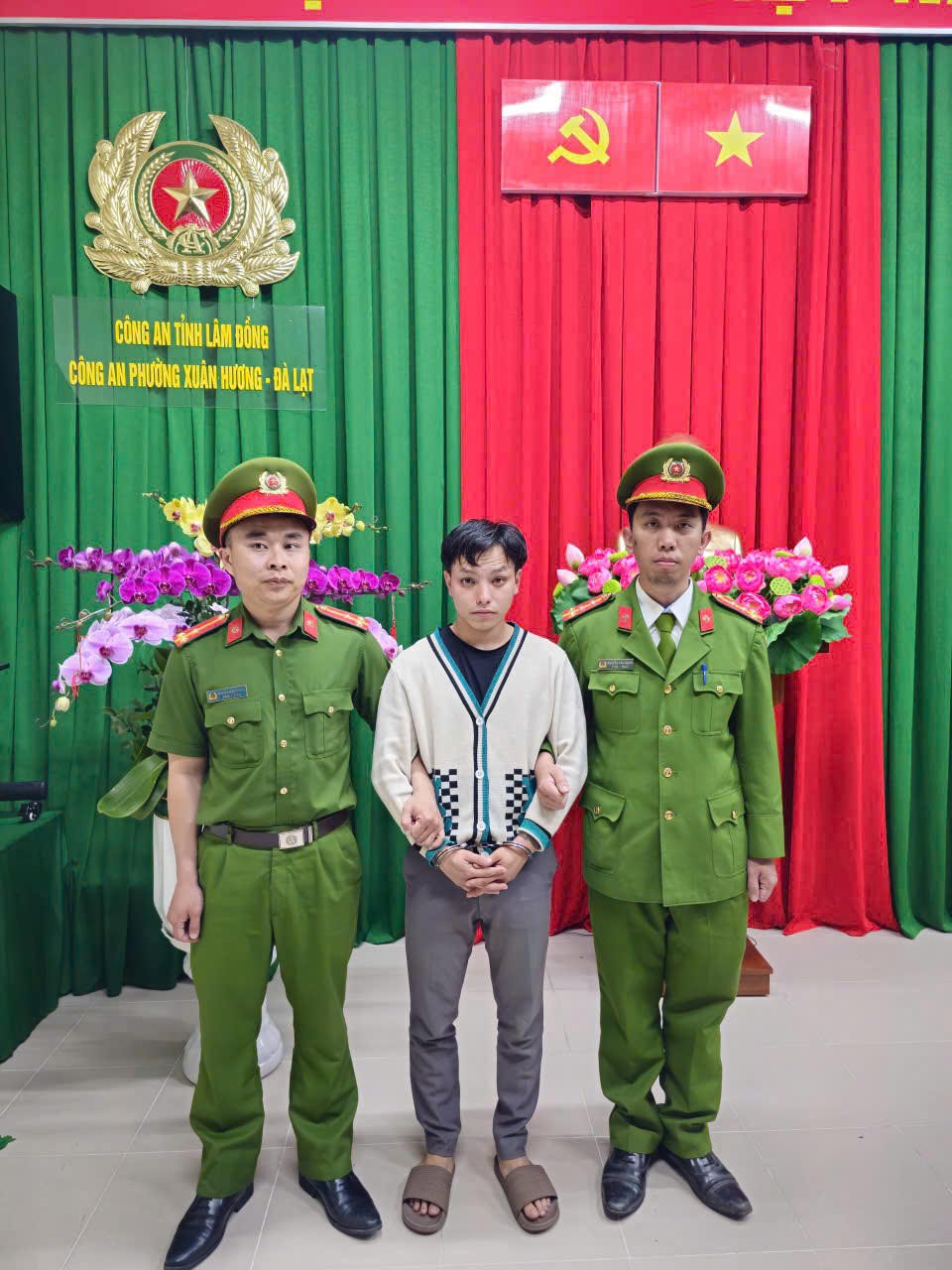 Trần Văn Quốc tại cơ quan C&ocirc;ng an.