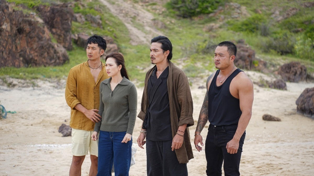 Bối cảnh miền biển hiện l&ecirc;n thơ mộng với nắng gi&oacute; trong phim khiến nhiều kh&aacute;n giả th&iacute;ch th&uacute; (cảnh trong phim).