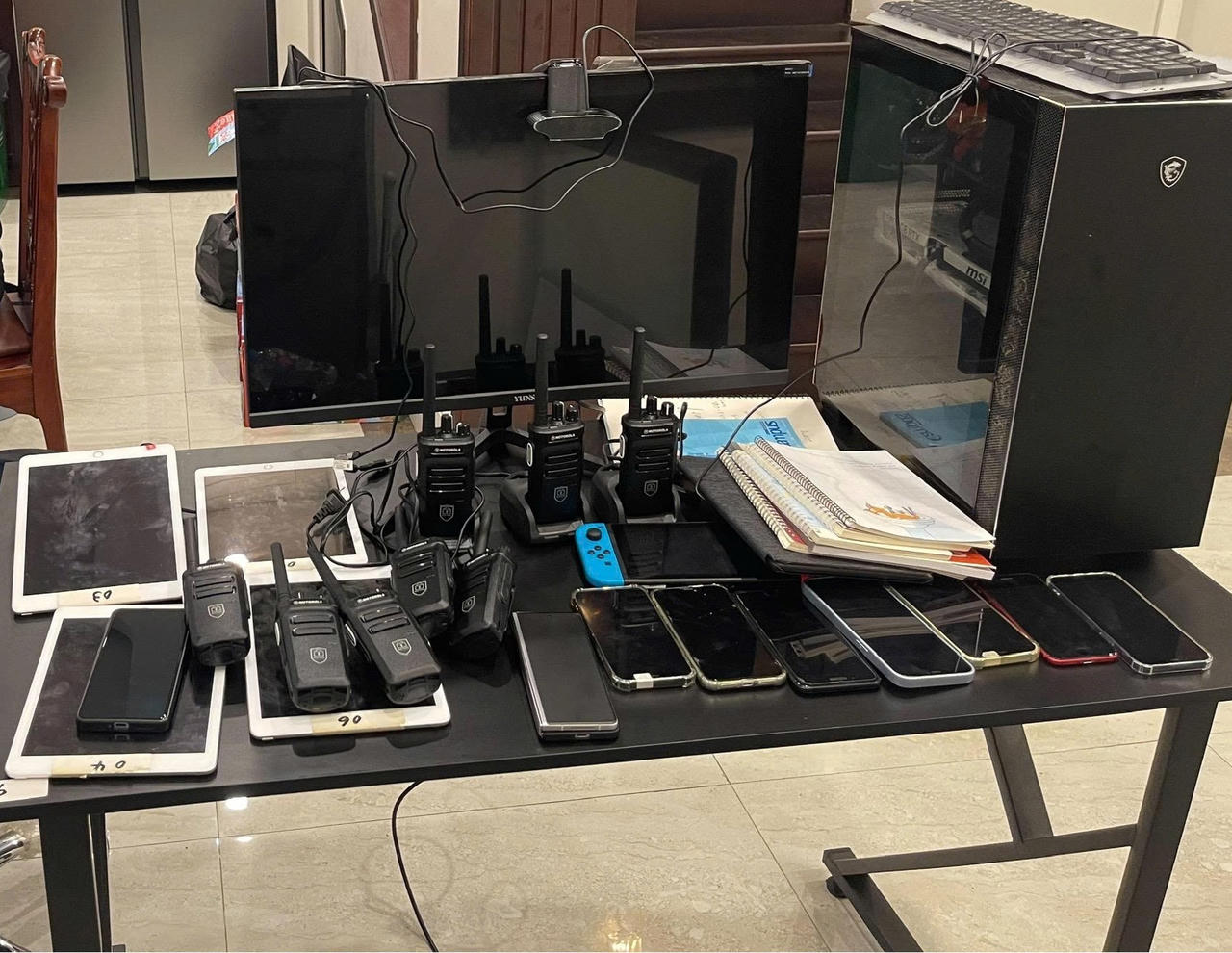 Tang vật cơ quan C&ocirc;ng an thu giữ