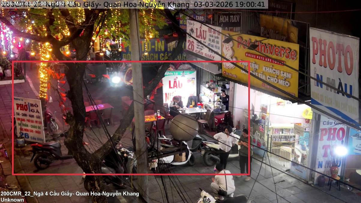 'Phạt nguội' 303 trường hợp vi phạm trật tự đ&ocirc; thị H&agrave; Nội trong một ng&agrave;y