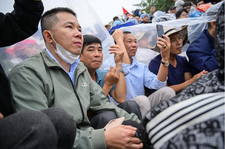 Lễ hội chọi tr&acirc;u Hải Lựu: Cuộc so t&agrave;i 'nghẹt thở'