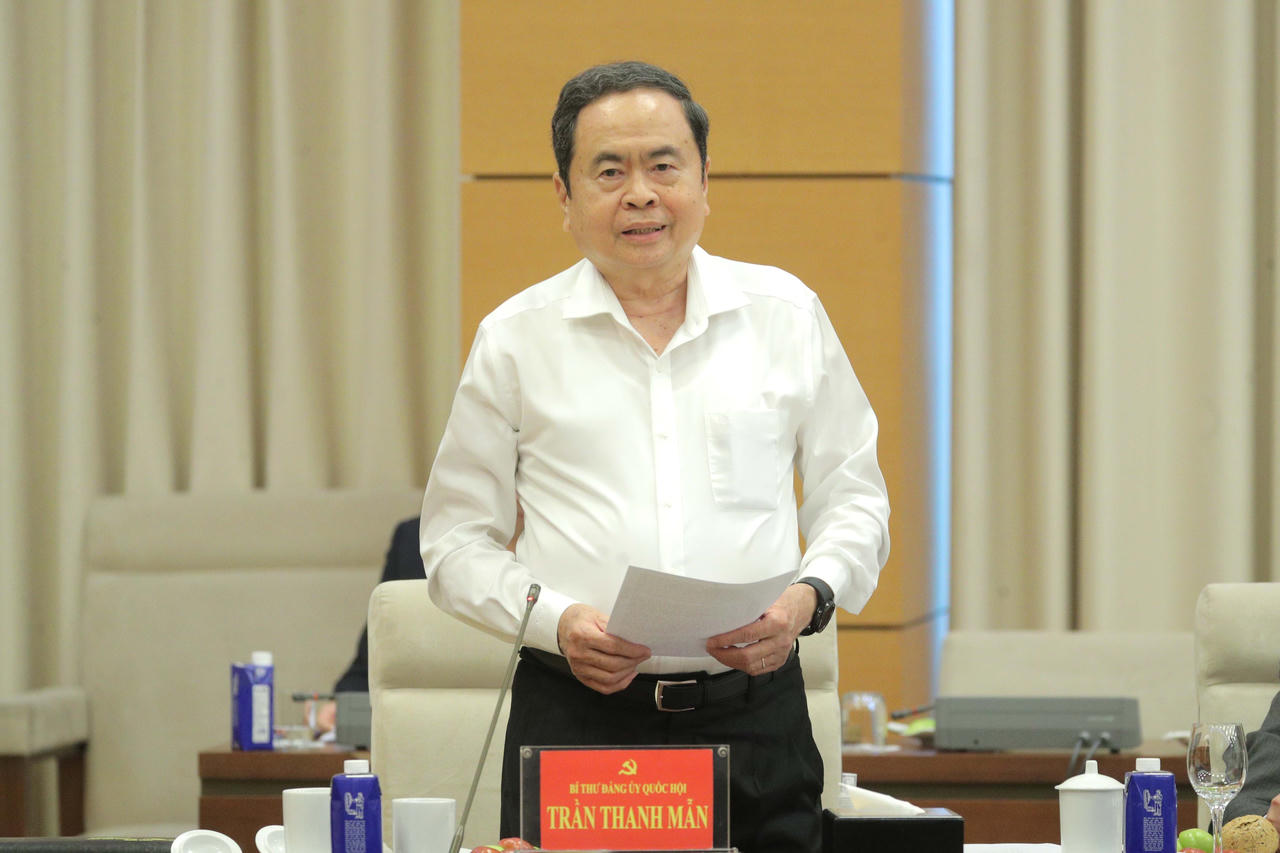 Chủ tịch Quốc h&ocirc;i Trần Thanh Mẫn ph&aacute;t biểu tại Hội nghị. Ảnh: Hồ Long