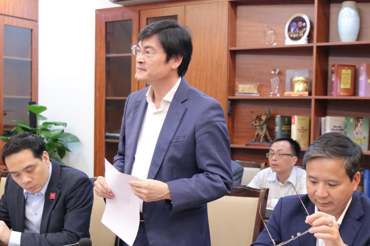 TS.BS Nguyễn Trọng Diện, Gi&aacute;m đốc Sở Y tế H&agrave; Nội ph&aacute;t biểu tại buổi l&agrave;m việc.