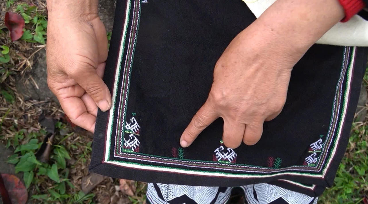 N&eacute;t đẹp bền bỉ của trang phục người Dao Tiền giữa n&uacute;i rừng Tuy&ecirc;n Quang