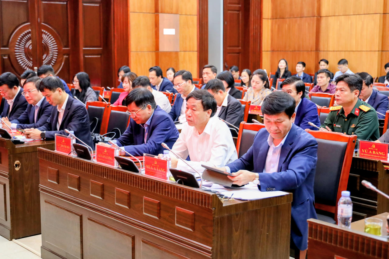 C&aacute;c đại biểu tham dự hội nghị.