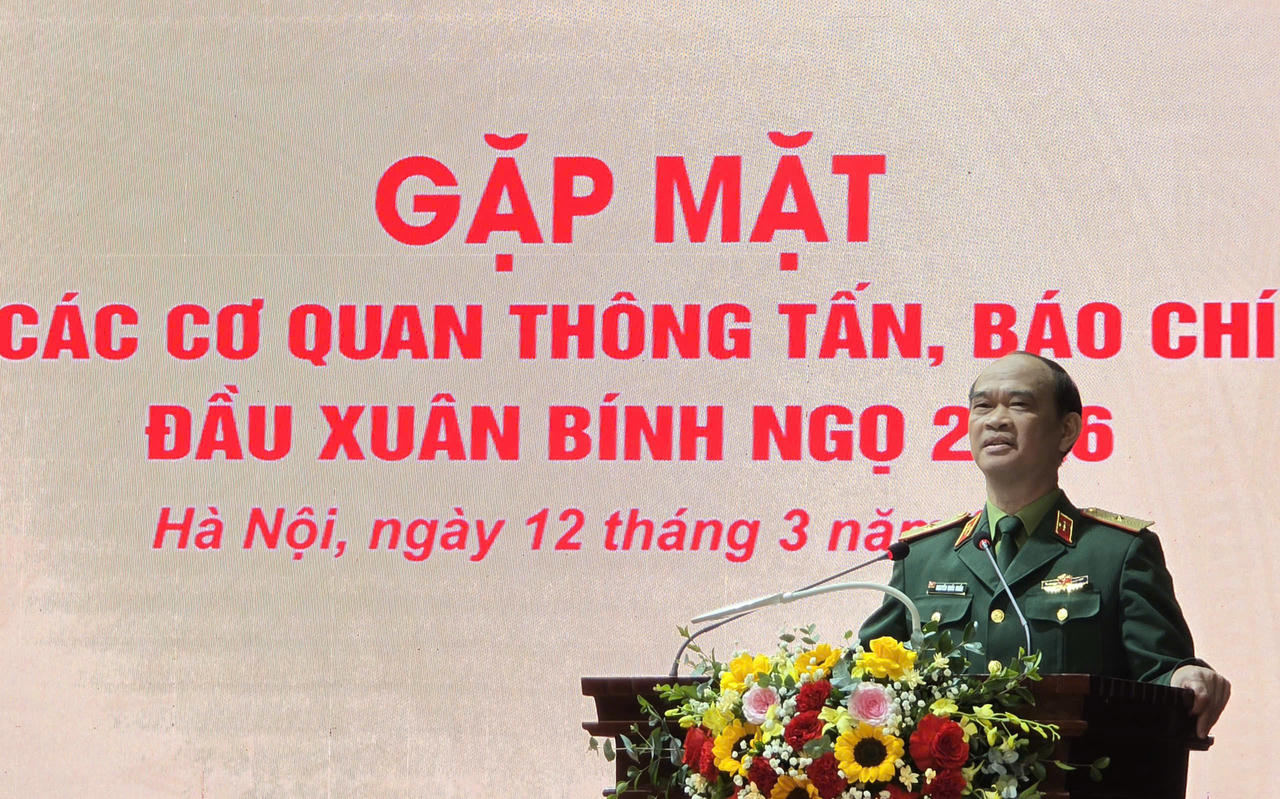 Thiếu tướng Nguyễn Quốc Duẩn tr&acirc;n trọng cảm ơn c&aacute;n bộ, ph&oacute;ng vi&ecirc;n, bi&ecirc;n tập vi&ecirc;n c&aacute;c cơ quan th&ocirc;ng tấn, b&aacute;o ch&iacute; đ&atilde; t&iacute;ch cực&nbsp;tuy&ecirc;n truyền đậm n&eacute;t, hiệu quả c&aacute;c hoạt động của bộ đội Đặc c&ocirc;ng tr&ecirc;n c&aacute;c phương tiện th&ocirc;ng tin đại ch&uacute;ng.