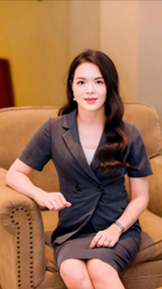 B&agrave; Phạm Thị Giang - Gi&aacute;m đốc C&ocirc;ng ty TNHH Đại l&yacute; Thuế Việt Luật. (Ảnh: NVCC)