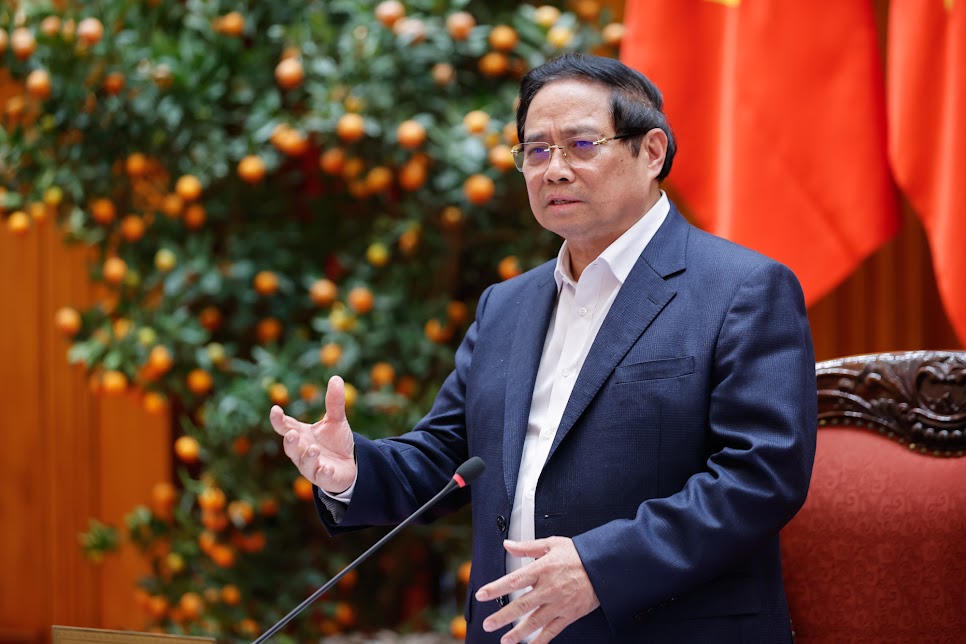 Thủ tướng Phạm Minh Ch&iacute;nh ph&aacute;t biểu tại cuộc l&agrave;m việc.