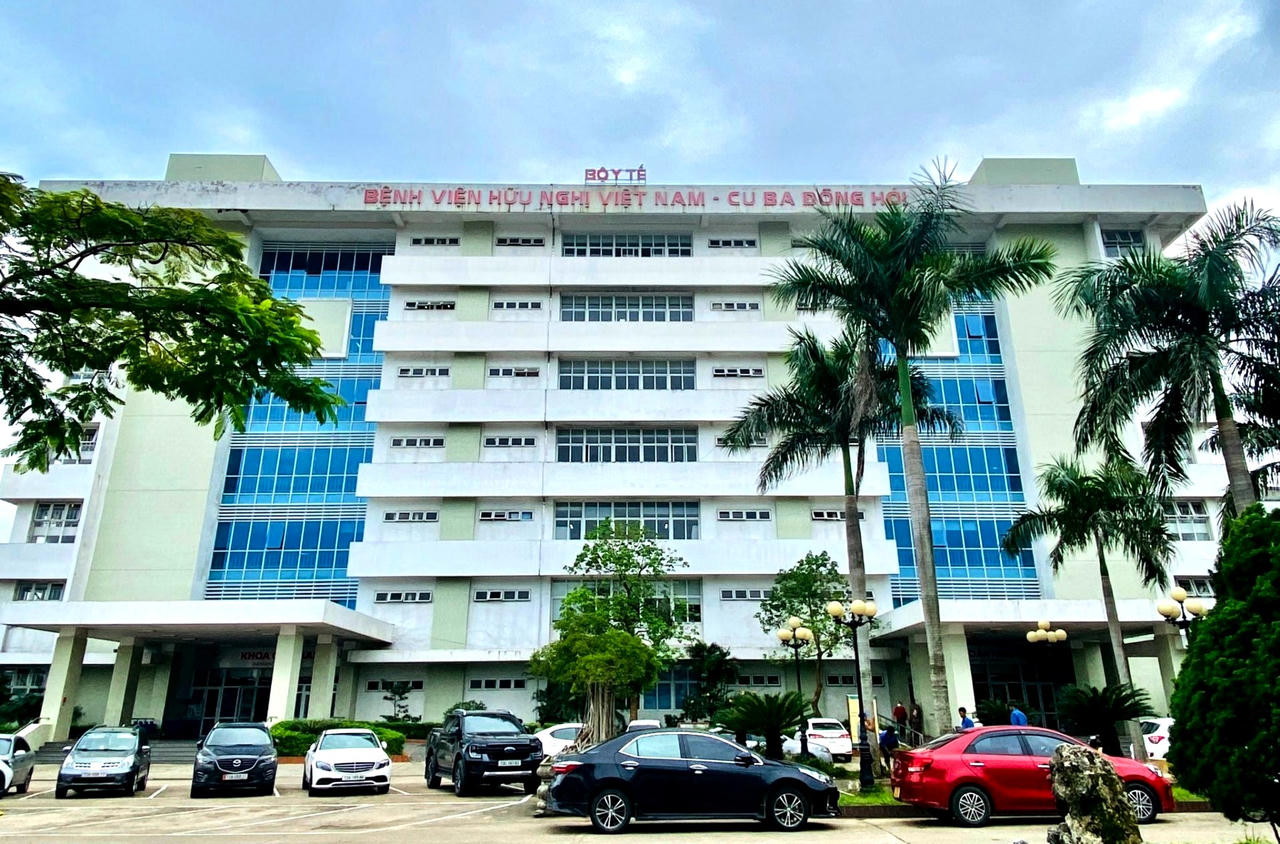 Bệnh viện Hữu nghị Việt Nam - Ba Ba Đồng Hới đang&nbsp;tổ chức th&aacute;ng kh&aacute;m v&agrave; tư vấn chăm s&oacute;c sức khỏe răng miệng miễn ph&iacute; cho người d&acirc;n.