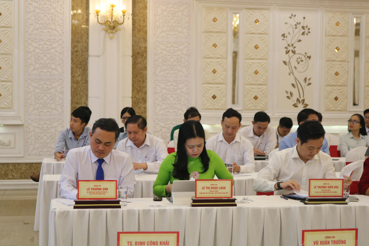 C&aacute;c đại biểu tham dự hội thảo.