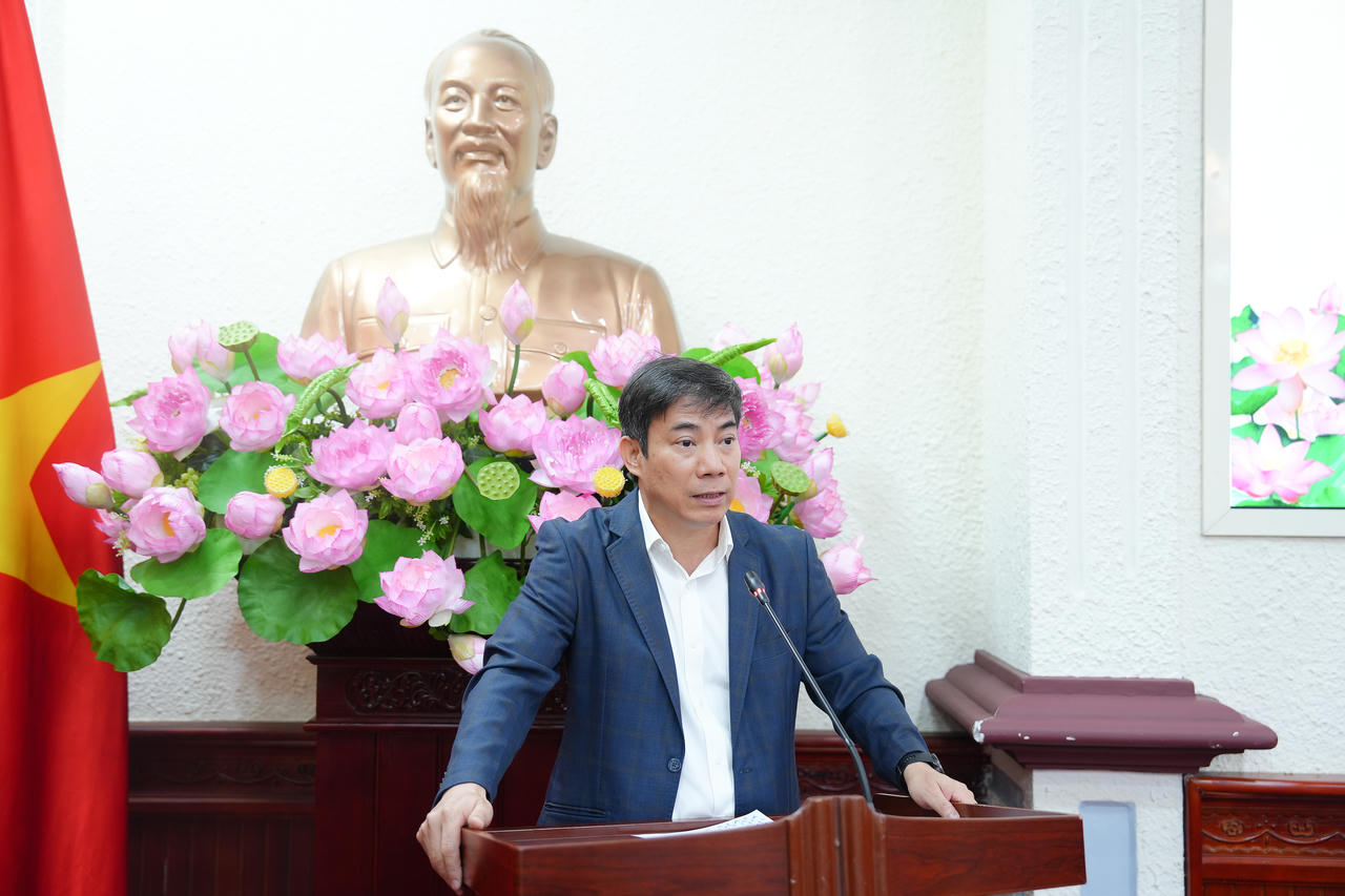 Đồng ch&iacute; Nguyễn Hồng Hải, B&iacute; thư Đảng uỷ, Cục trưởng Cục Ph&aacute;p luật d&acirc;n sự - kinh tế ph&aacute;t biểu tại Hội nghị.