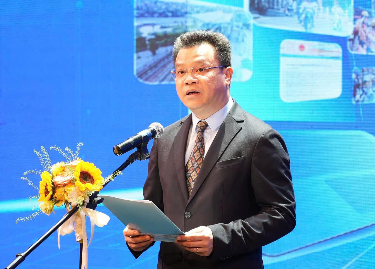 &Ocirc;ng L&ecirc; Kim Th&agrave;nh - Ph&oacute; Chủ tịch chuy&ecirc;n tr&aacute;ch Ủy ban An to&agrave;ng giao th&ocirc;ng quốc gia ph&aacute;t biểu tại buổi lễ