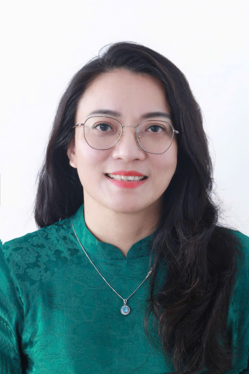 B&agrave; Ho&agrave;ng Thị Thu Trang, Gi&aacute;m đốc Sở Tư ph&aacute;p tỉnh Nghệ An