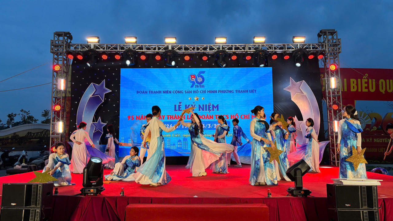 Chương tr&igrave;nh Lễ kỷ niệm 95 năm Ng&agrave;y th&agrave;nh lập Đo&agrave;n TNCS Hồ Ch&iacute; Minh