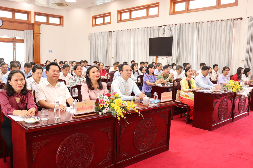 Đại biểu dự hội nghị