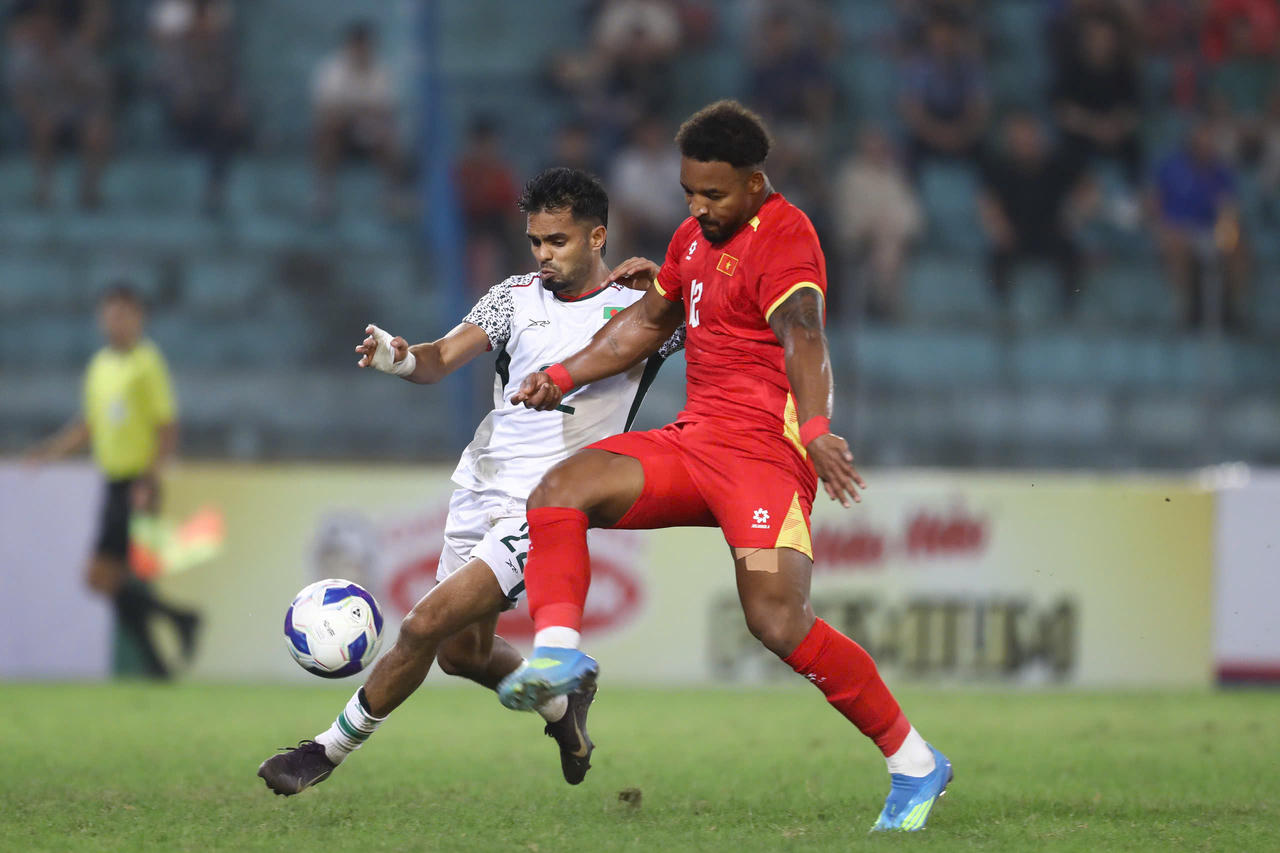 Xu&acirc;n Son chưa tạo ra t&igrave;nh huống đ&aacute;ng ch&uacute; &yacute; n&agrave;o khi được tung v&agrave;o s&acirc;n ở hiệp 2.