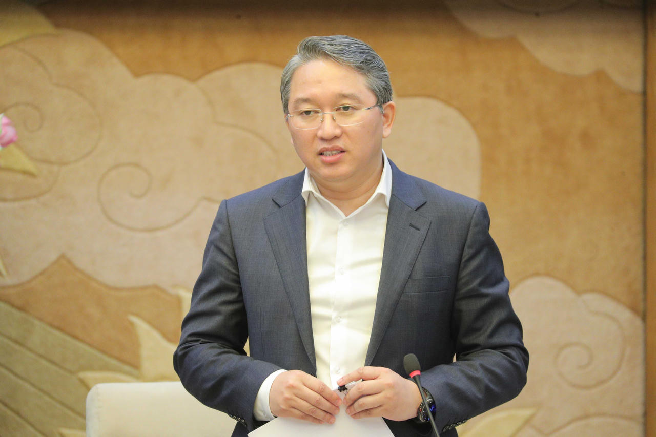 Bộ trưởng Bộ Tư ph&aacute;p Nguyễn Hải Ninh ph&aacute;t biểu tại Hội nghị. Ảnh: Hồ Long