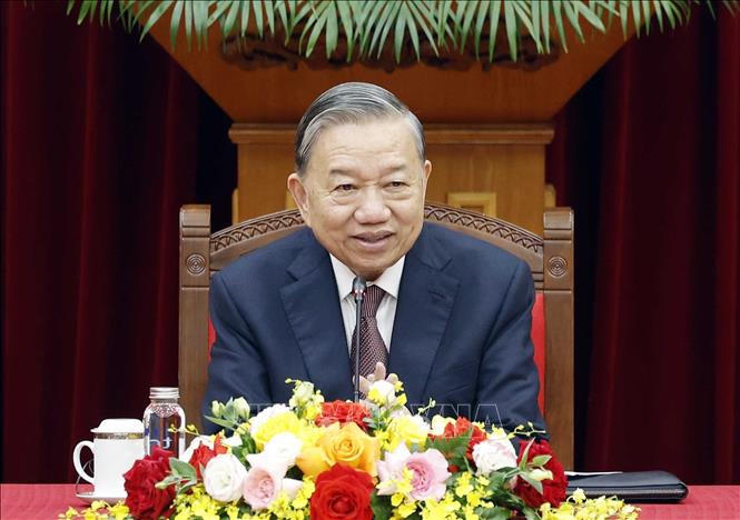 Ch&uacute; th&iacute;ch ảnh