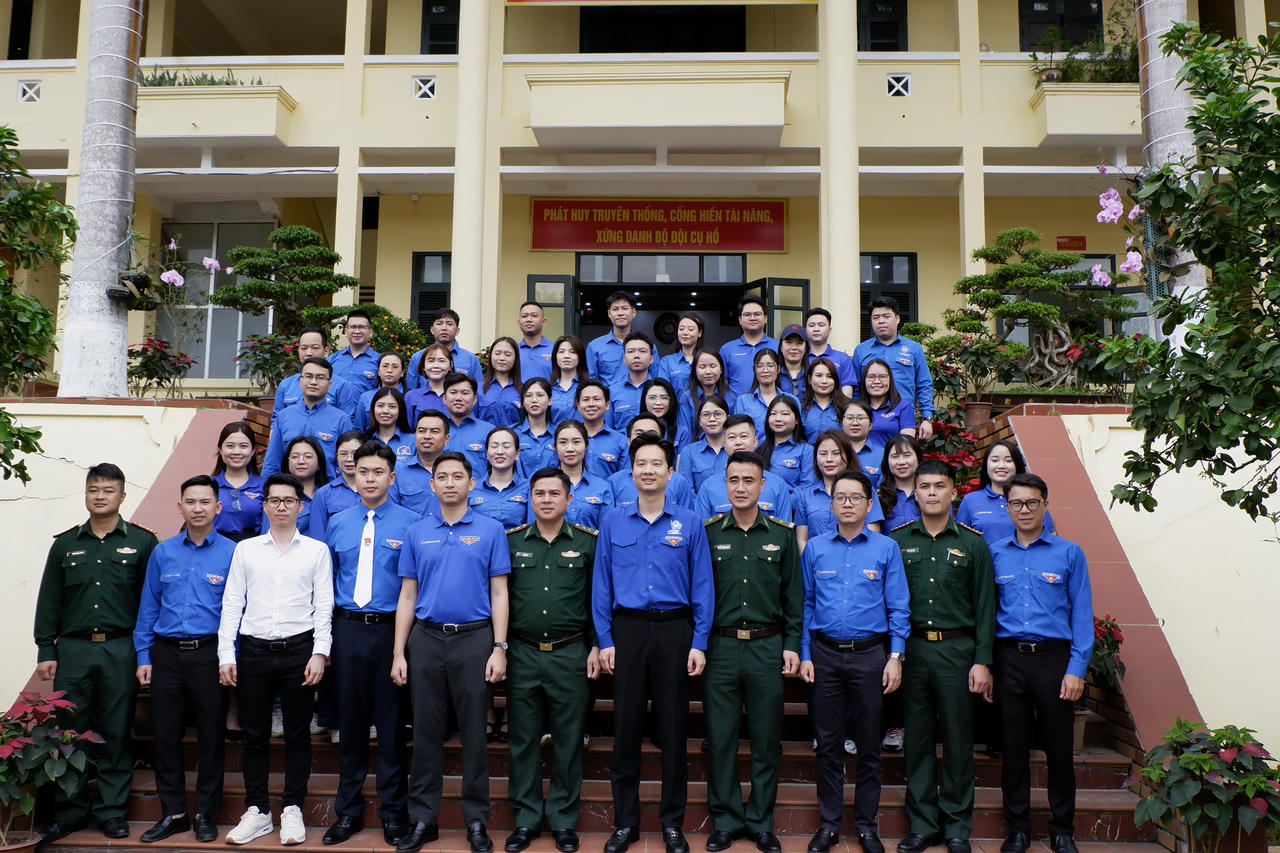 Đo&agrave;n Thanh ni&ecirc;n Bộ Tư ph&aacute;p tổ chức Chương tr&igrave;nh &ldquo;H&agrave;nh tr&igrave;nh bi&ecirc;n cương Tổ quốc&rdquo; tại Quảng Ninh