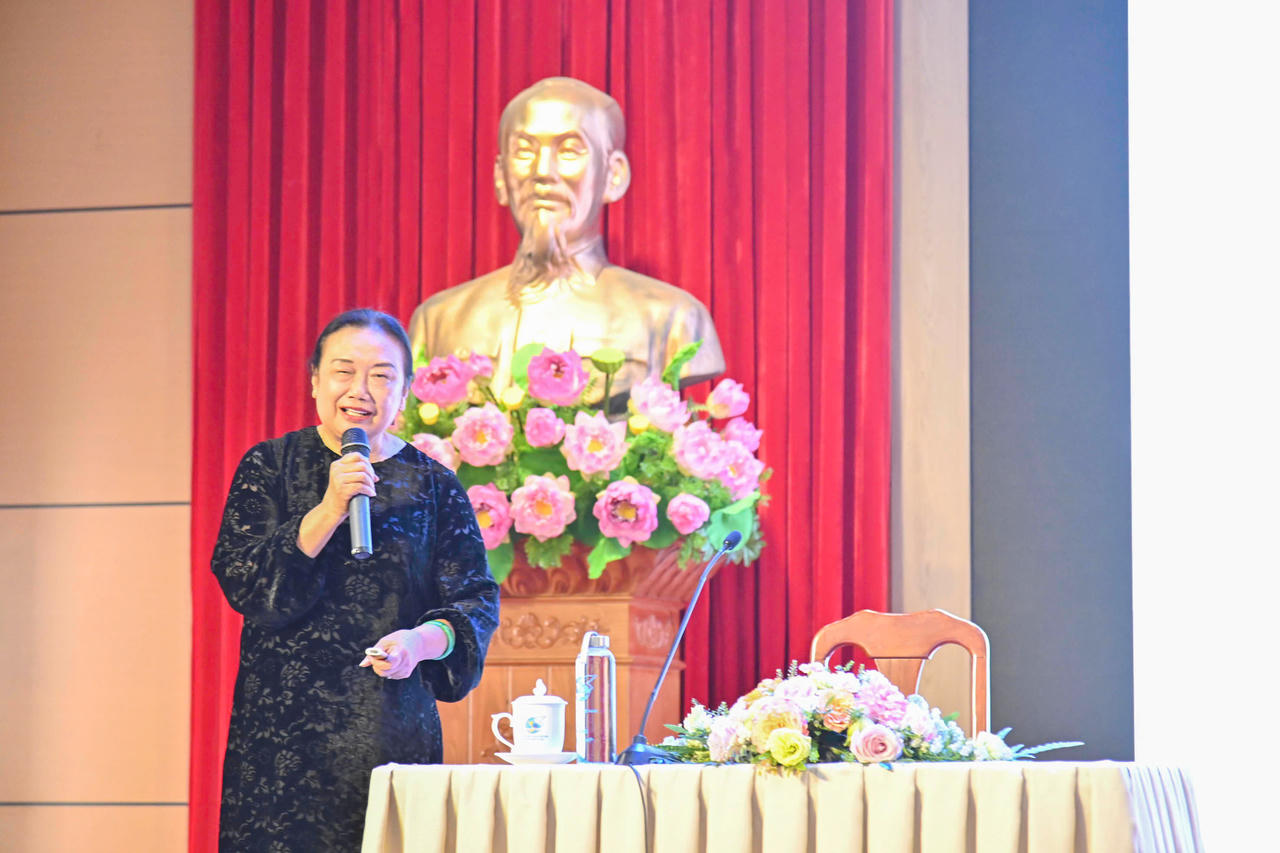 Hơn 13.000 phụ nữ trên toàn quốc tham dự hội nghị tập huấn tư vấn, hỗ trợ pháp lý