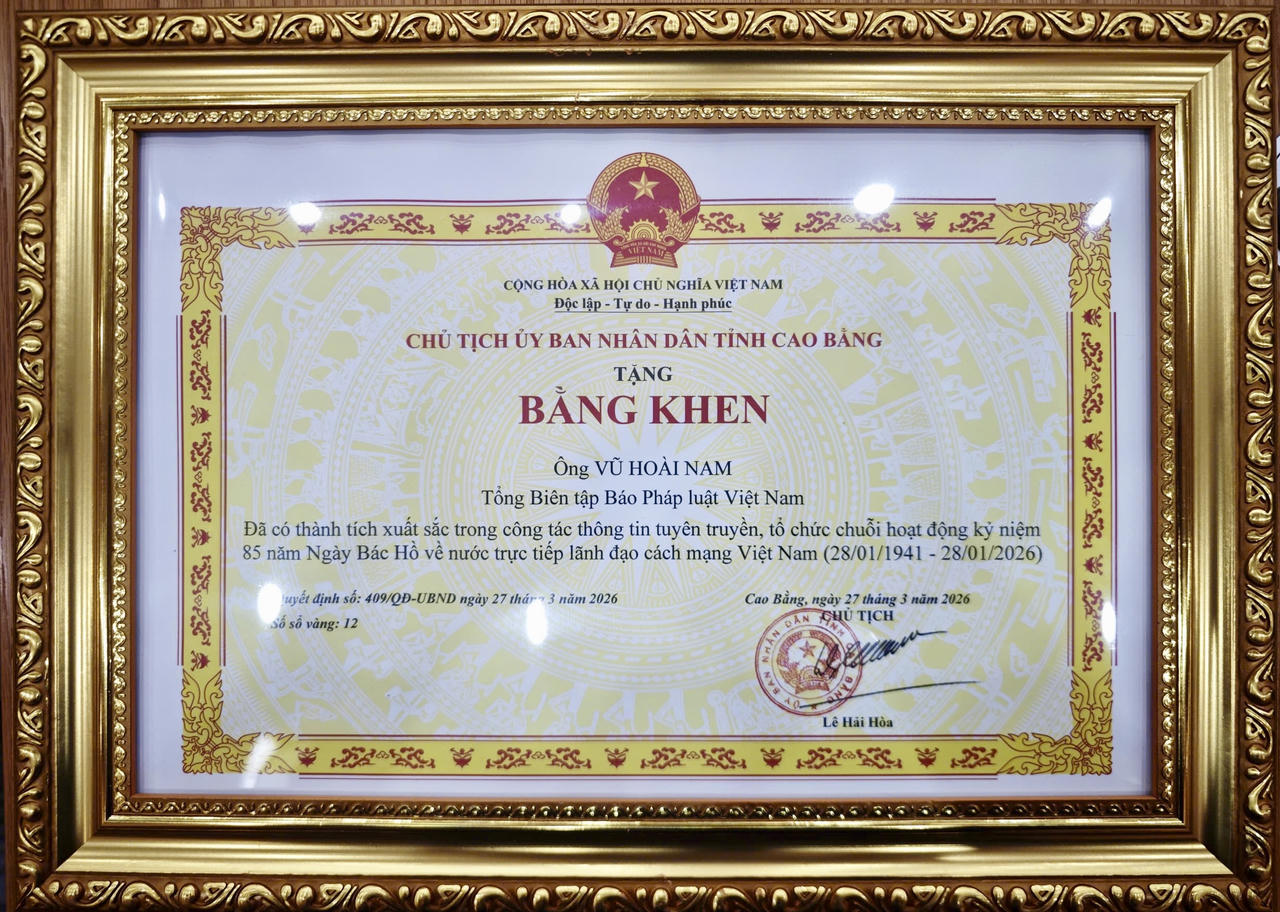 Tỉnh Cao Bằng vinh danh B&aacute;o Ph&aacute;p luật Việt Nam trong h&agrave;nh tr&igrave;nh lan tỏa gi&aacute; trị 'Cội nguồn c&aacute;ch mạng'