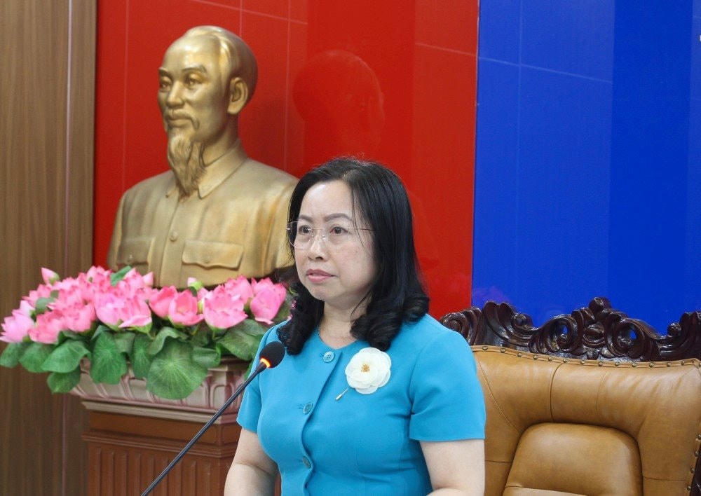 Ph&oacute; Chủ tịch Thường trực Tổng LĐLĐVN Th&aacute;i Thu Xương ph&aacute;t biểu tại hội nghị.&nbsp;