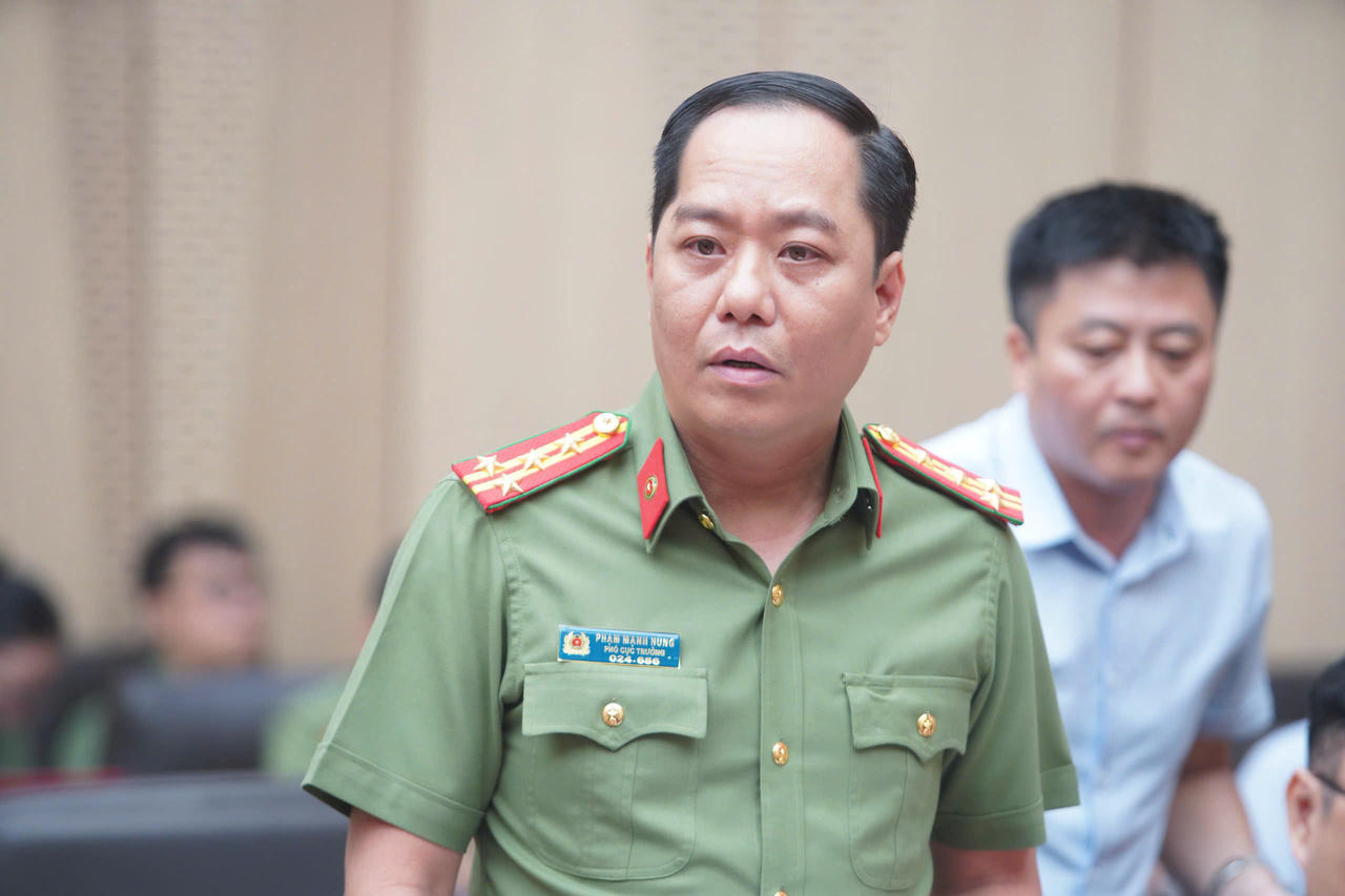 Đại t&aacute; Phạm Mạnh H&ugrave;ng - Ph&oacute; Cục trưởng Cục An ninh kinh tế (A09) th&ocirc;ng tin tại Họp b&aacute;o.