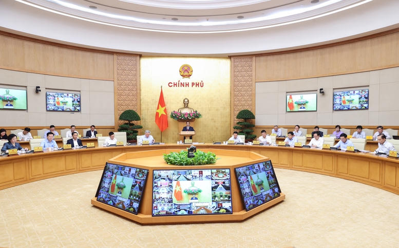 Thủ tướng chủ tr&igrave; phi&ecirc;n họp thường kỳ v&agrave; Hội nghị trực tuyến Ch&iacute;nh phủ với địa phương- Ảnh 1.