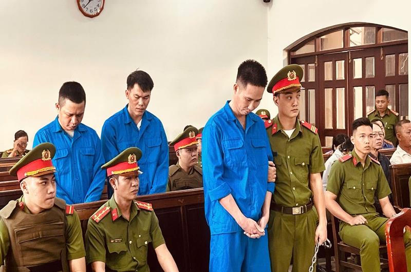 C&aacute;c bị c&aacute;o tại to&agrave;.