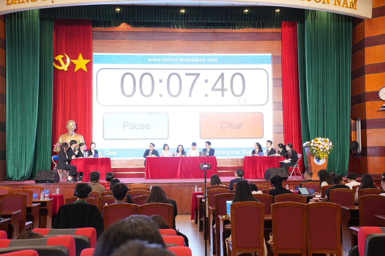 C&aacute;c đội thi tranh t&agrave;i.