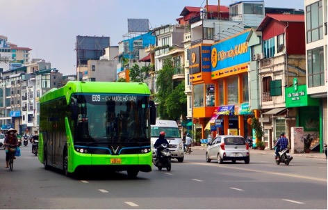 Sử dụng phương tiện c&ocirc;ng cộng l&agrave; c&aacute;ch thức hiệu quả trong bối cảnh hiện nay. (ảnh: TT)