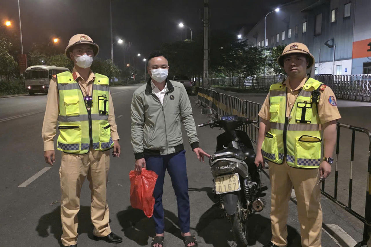 Ph&ograve;ng Cảnh s&aacute;t h&igrave;nh sự, c&ocirc;ng an tỉnh Bắc Ninh đ&atilde; tiến h&agrave;nh triệu tập đối tượng V.V.C&nbsp;c&ugrave;ng phương tiện, đến l&agrave;m việc.