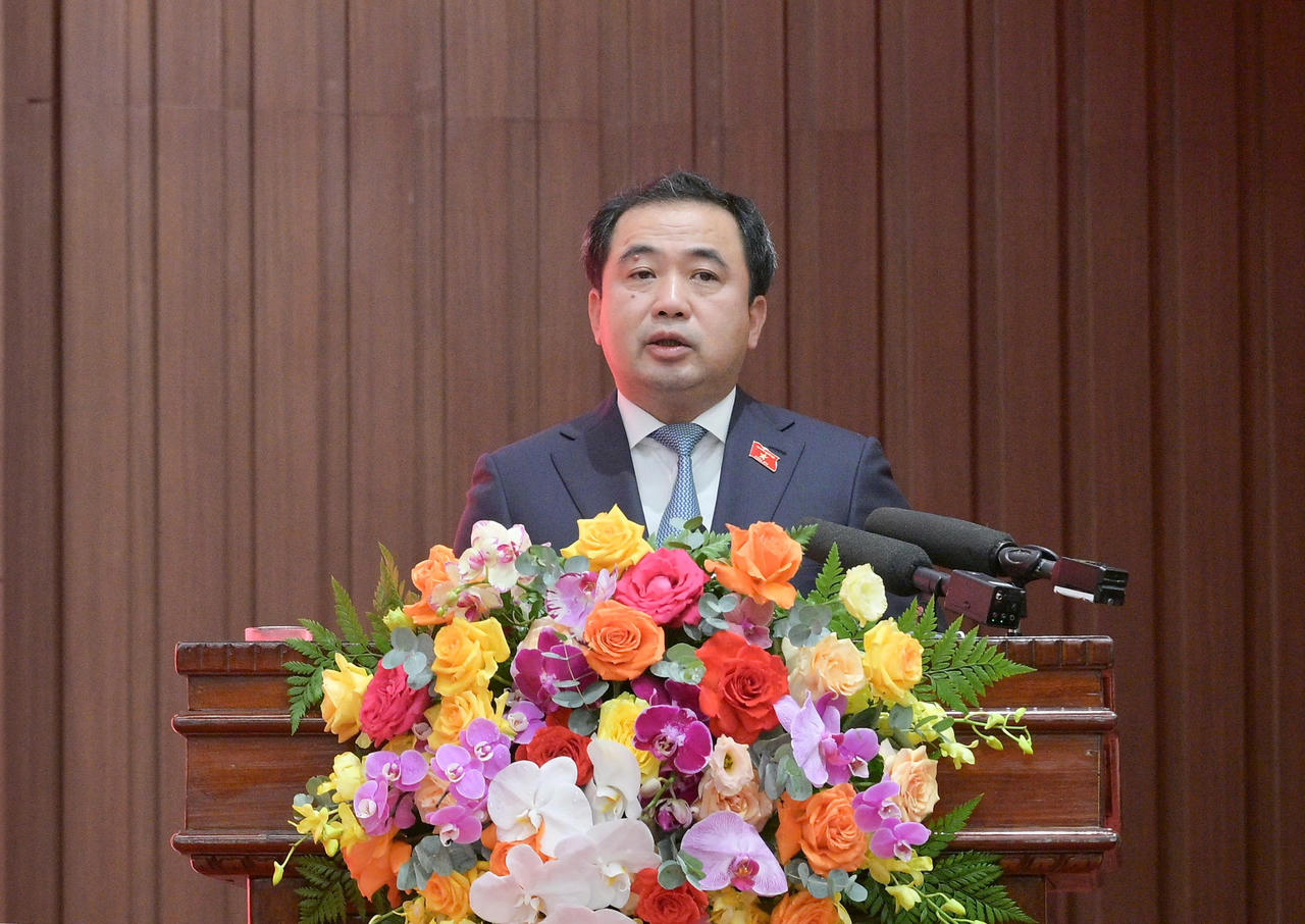 T&acirc;n B&iacute; thư Th&agrave;nh uỷ H&agrave; Nội Trần Đức Thắng ph&aacute;t biểu nhận nhiệm vụ.