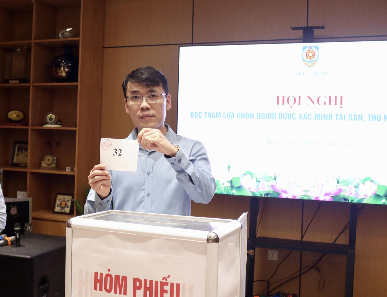 Bộ Tư pháp bốc thăm lựa chọn người xác minh tài sản, thu nhập năm 2026