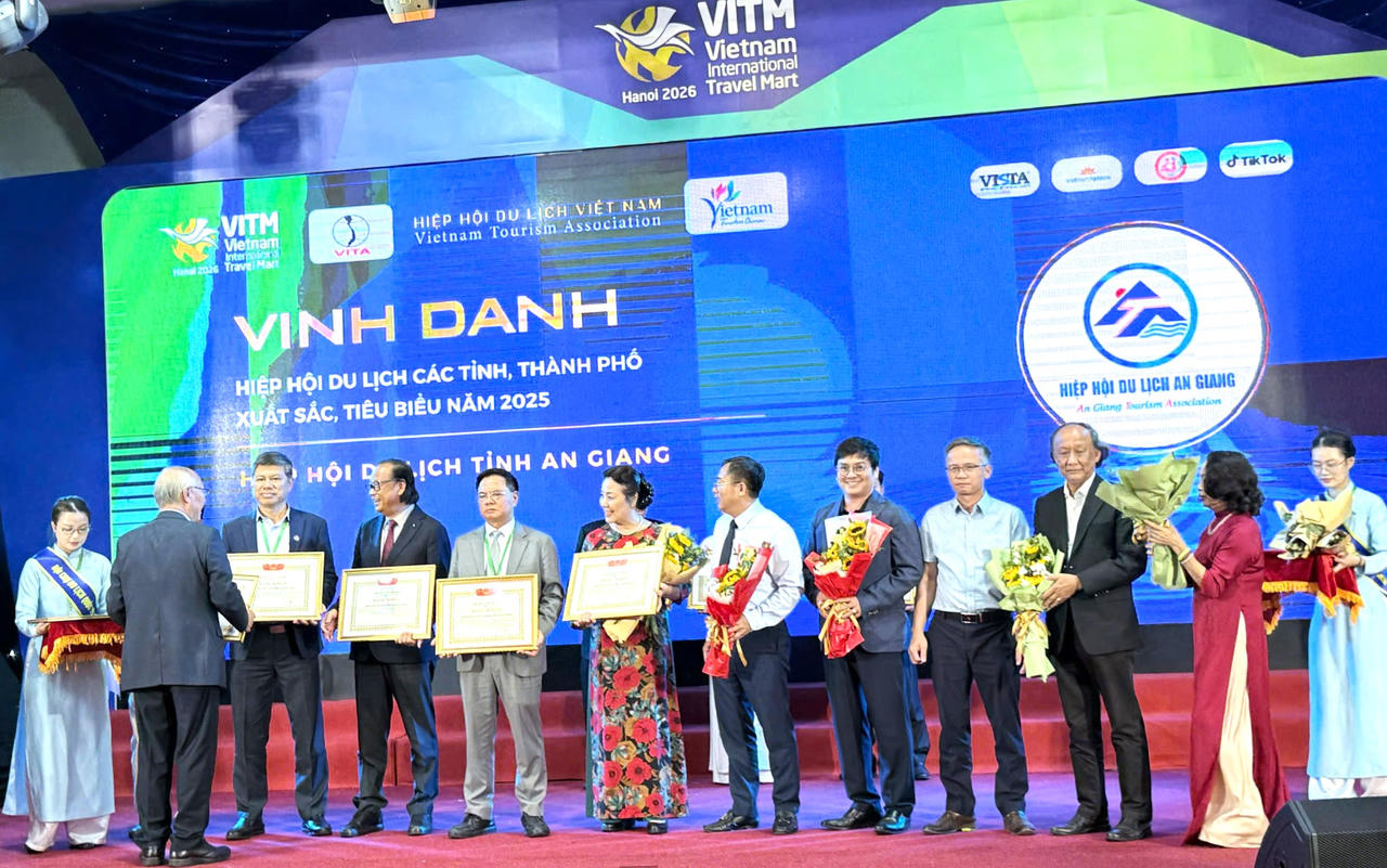 Vinh danh Hi&ecirc;̣p h&ocirc;̣i du lịch các tỉnh, thành ph&ocirc;́ xu&acirc;́t sắc, ti&ecirc;u bi&ecirc;̉u năm 2025