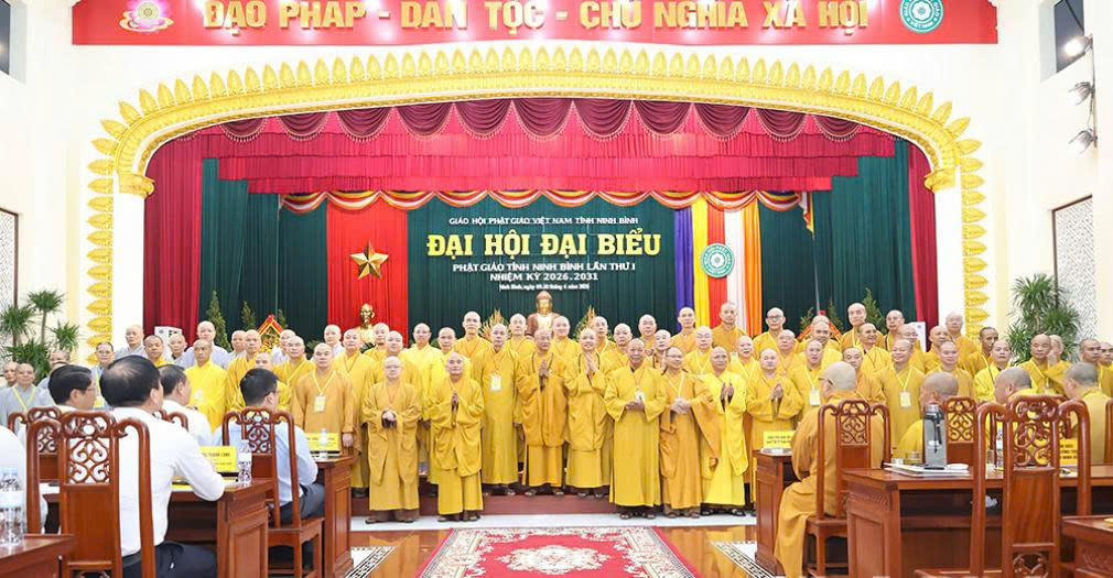 Ban Trị sự Gi&aacute;o hội Phật gi&aacute;o Việt Nam tỉnh Ninh B&igrave;nh nhiệm kỳ 2026-2031 ra mắt Đại hội.