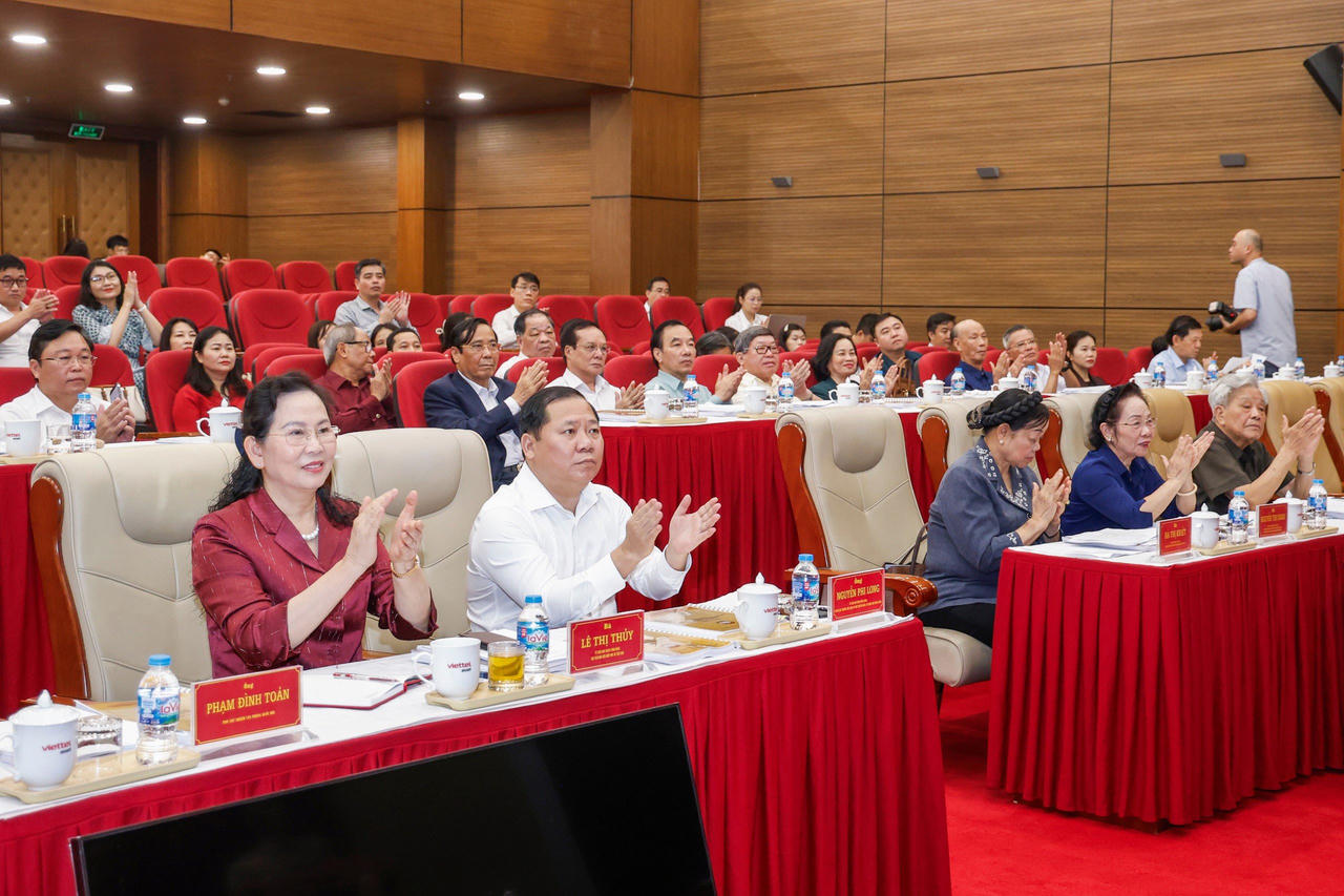 Đại biểu tham dự Hội nghị