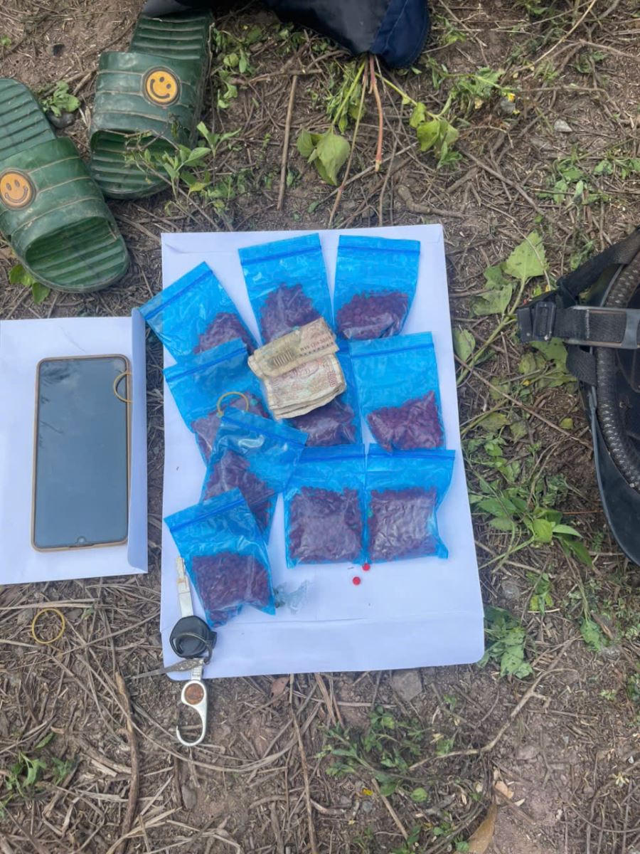 Số ma t&uacute;y tổng hợp thu giữ tại hiện trường (ảnh: C&ocirc;ng an tỉnh Điện Bi&ecirc;n)