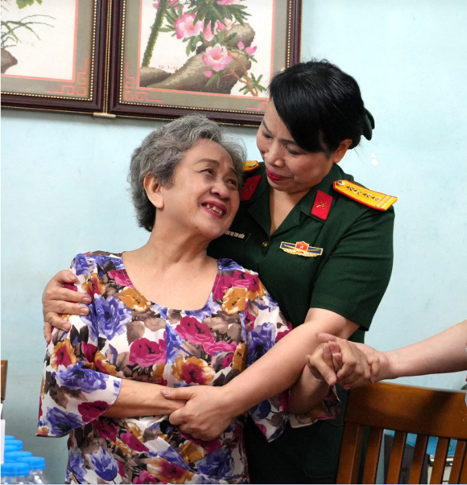 Nghĩa tình trong những ngày tháng Tư lịch sử