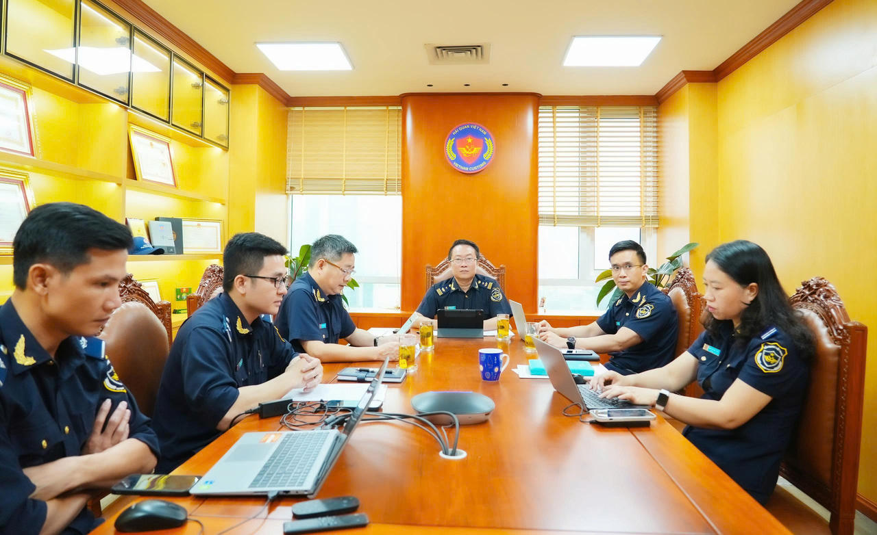 Lễ khởi động Chiến dịch OMD VIII tại điểm cầu tại trụ sở cơ quan Cục Hải quan.